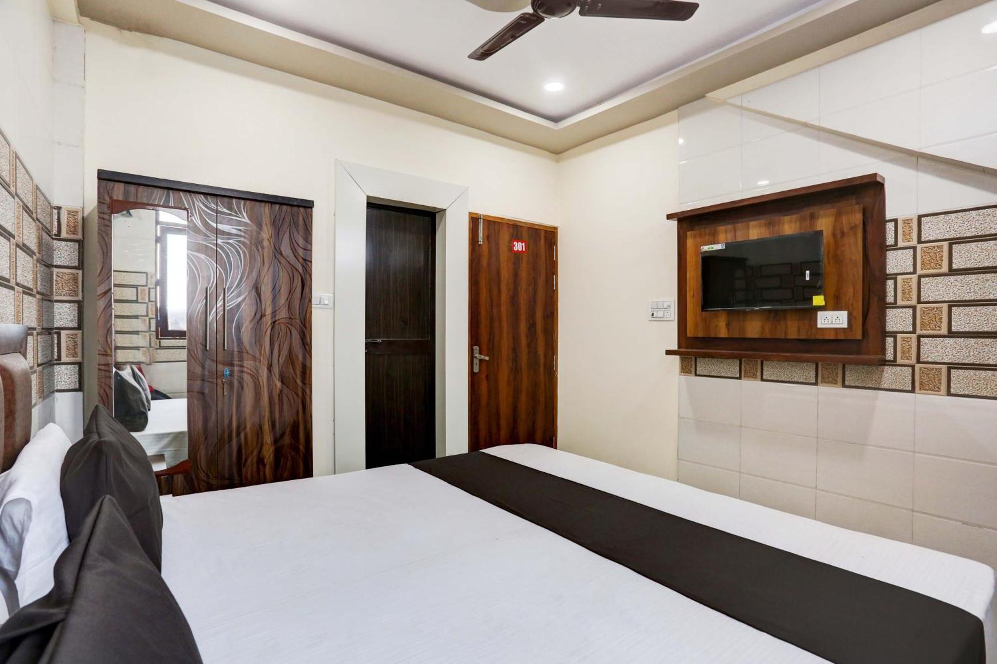 Hotel Fort Inn Kanpur Exterior photo